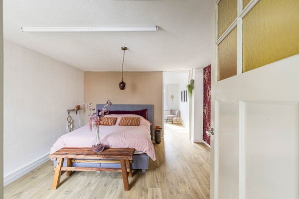 Foto - Te koop: Karakteristieke tussenwoning met garage in Tilburg!